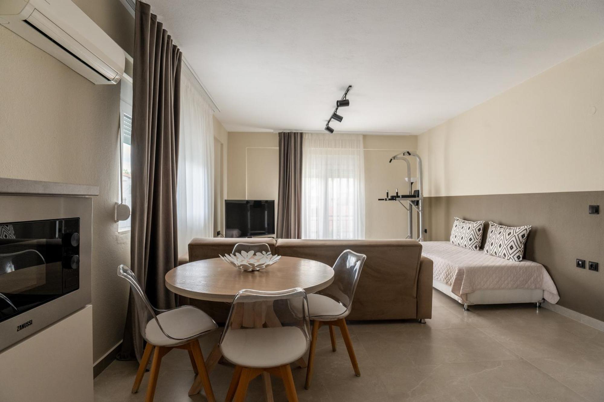 Likehome Apartments Orestiada Luaran gambar